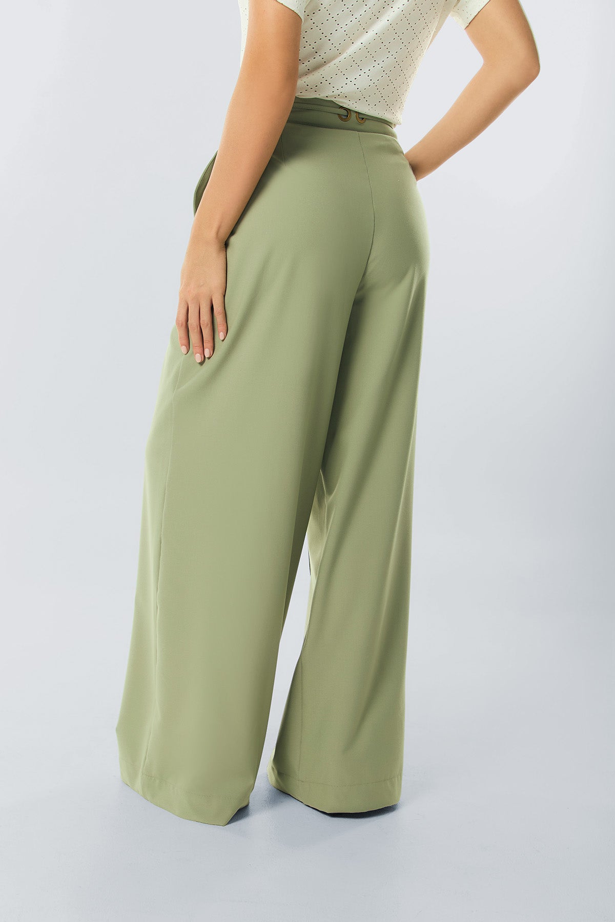 Pantalón palazzo con vena y pasadores