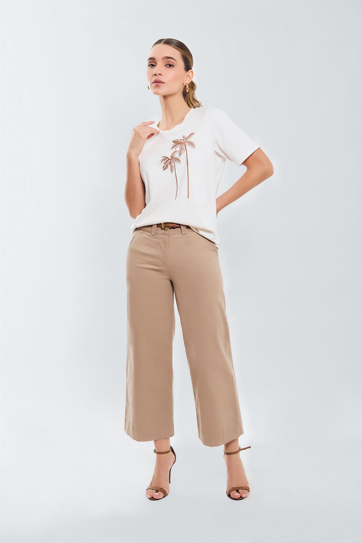 Culotte en dril ribetes traseros