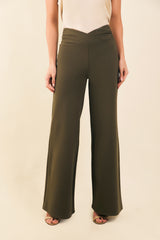Pantalon pretina en v cruzada