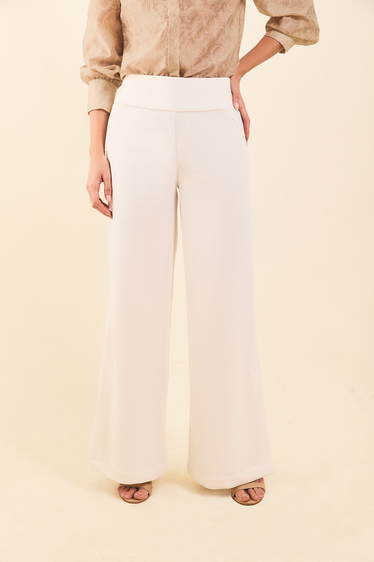 Pantalon aberturas laterales