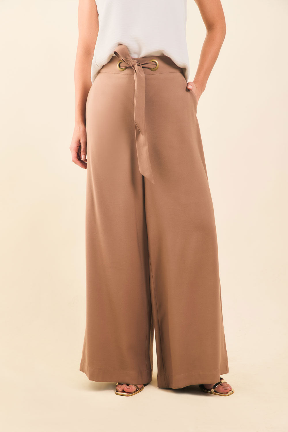 Pantalón Palazzo de Tiro Alto con Pretina Ancha y Cinturón