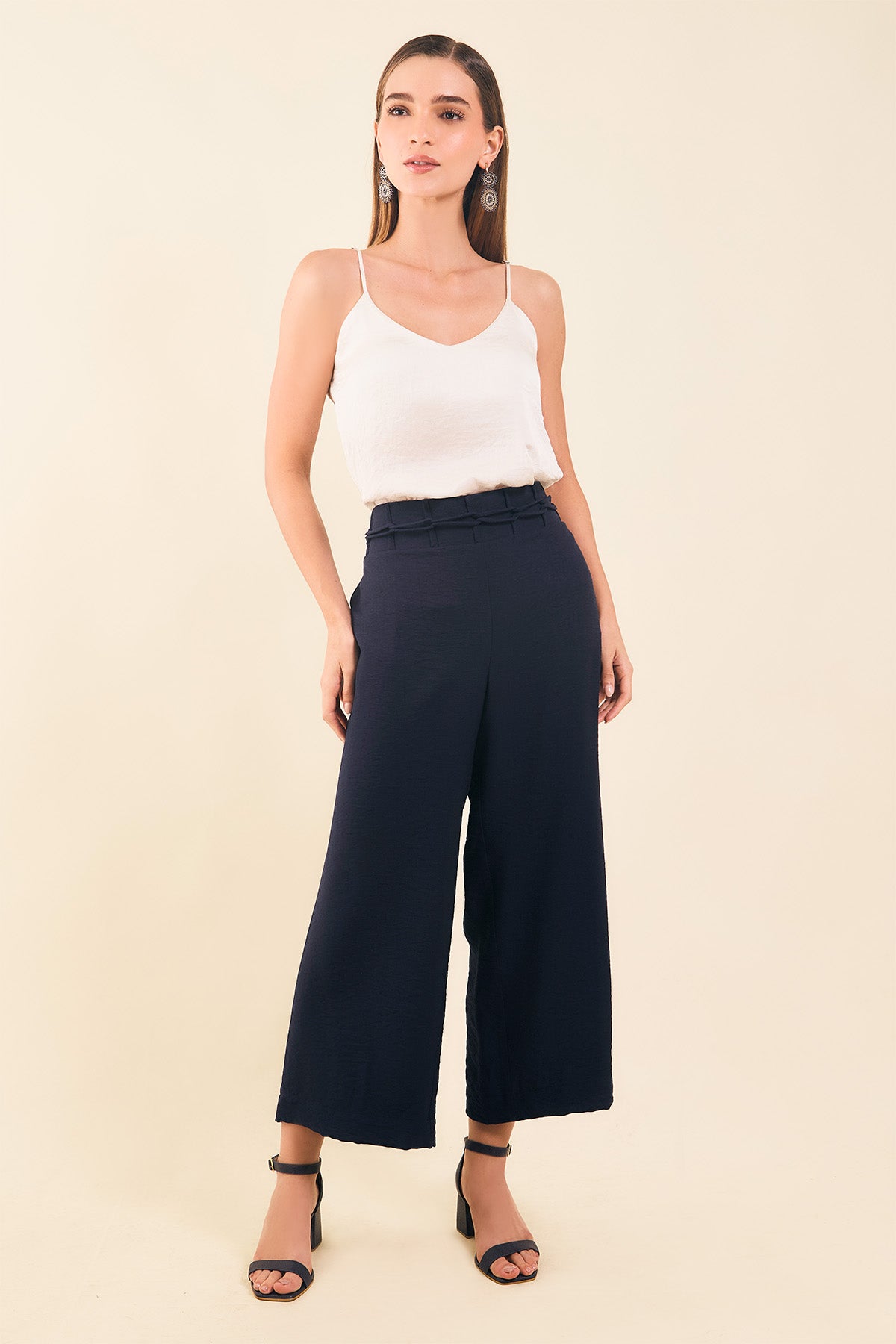 Pantalon culotte pretina con sesgo trenzado