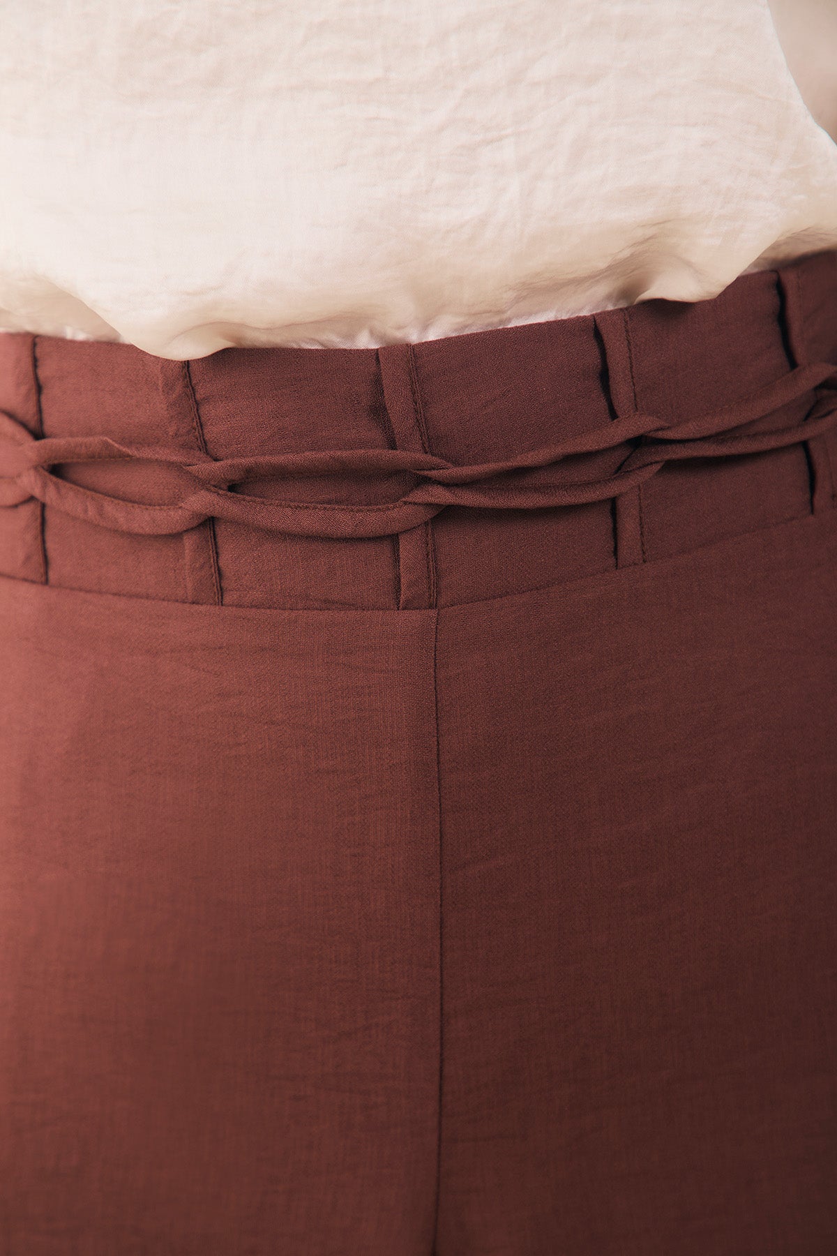 Pantalon culotte pretina con sesgo trenzado
