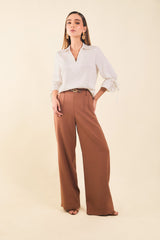 Pantalón palazzo con herraje y pinzas