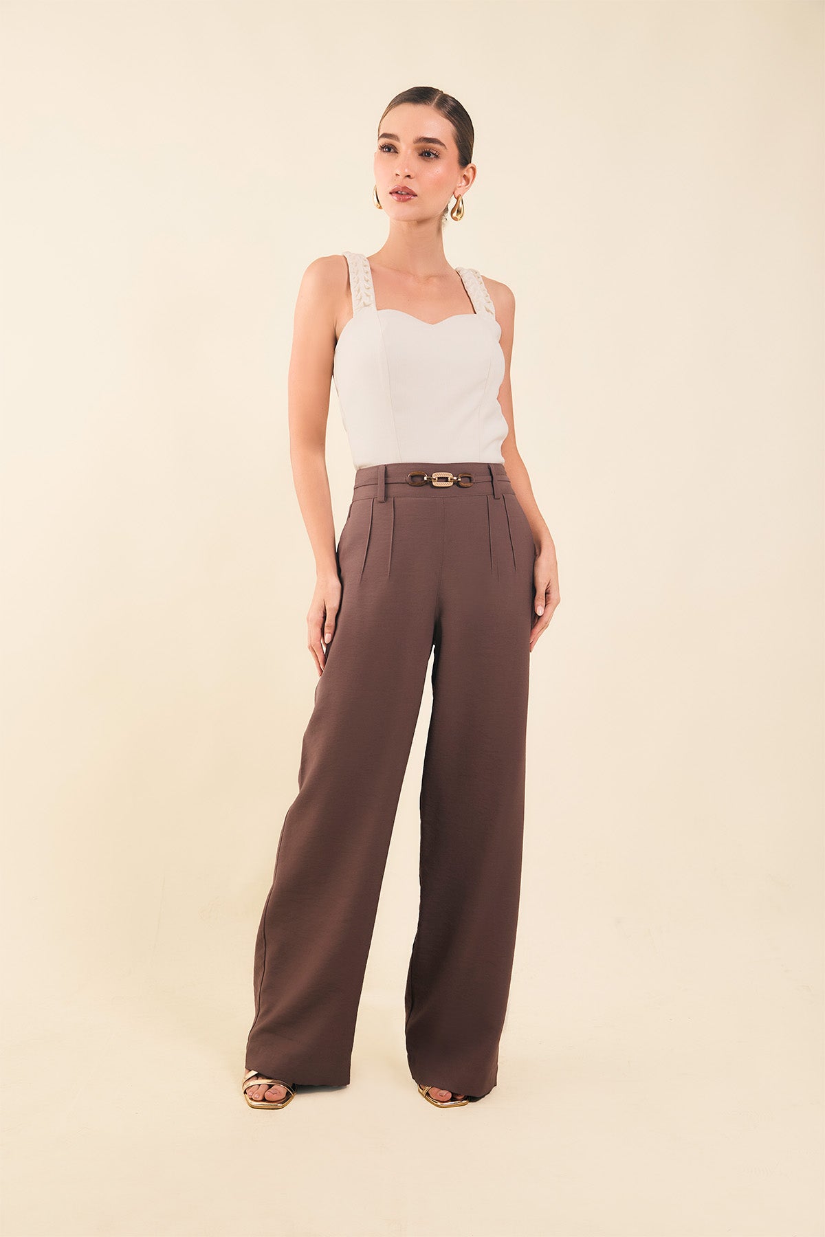 Pantalón palazzo con herraje y pinzas